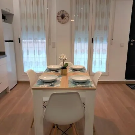 Loft Al-nasir Junto Al Casco Historico דירה